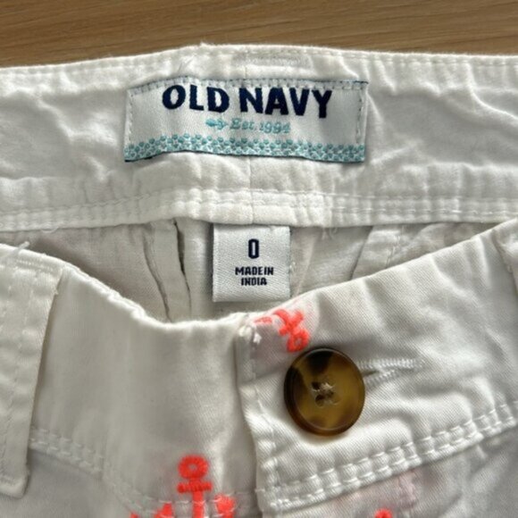 White and Pink Old Navy Anchor Shorts - Picture 2 of 3